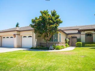 9600 Lake Victoria Dr, Bakersfield, CA 93312