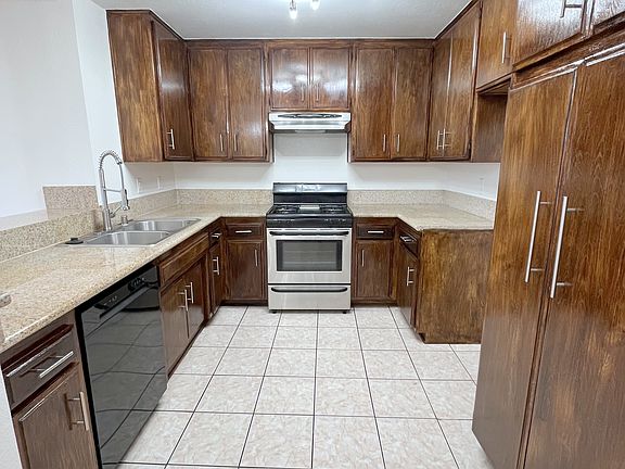 3rd image of 6544 Whitsett Ave APT 7
