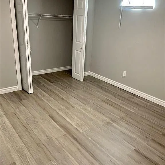 11 Michael Ave #LOWER — Photo 4