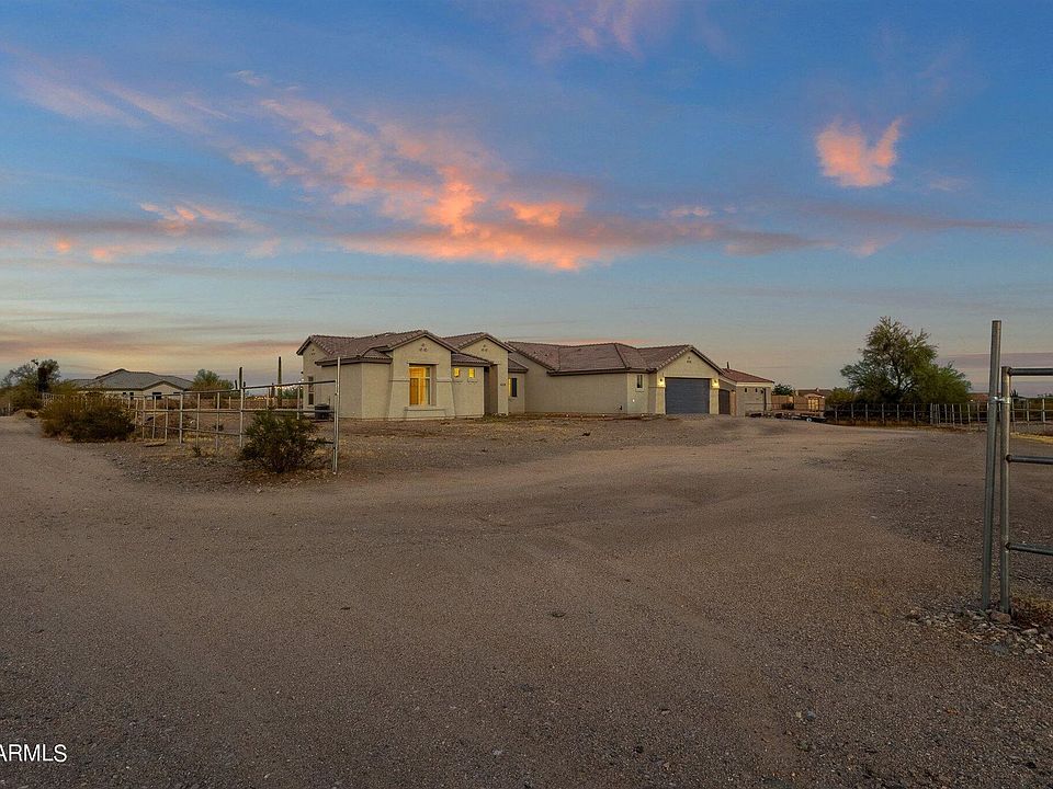 1st image of 16747 W Wildflower Dr
