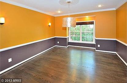 3rd image of 1124 Landerset Dr