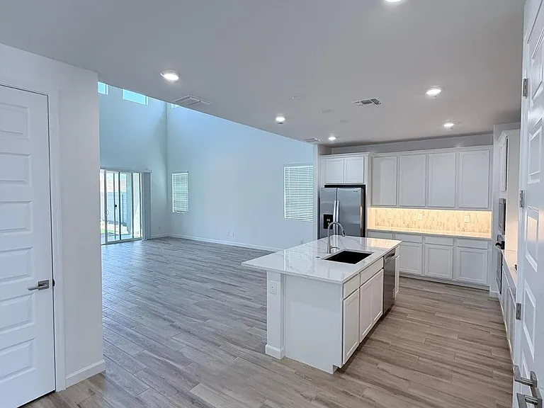 6988 W Buckhorn Trl — Photo 7
