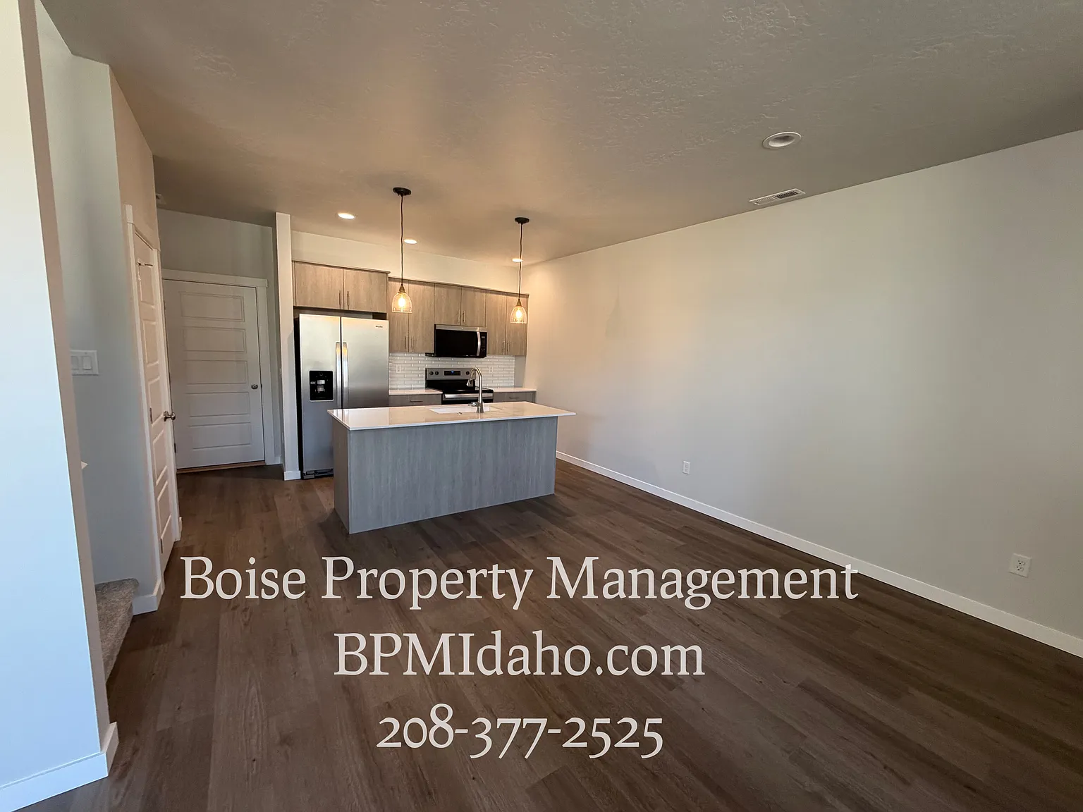 3 bed, 1504 sqft, $2,595 — Photo 2