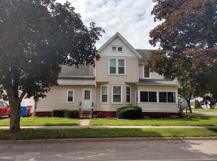 652 Wilson St #A, Winona, MN 55987