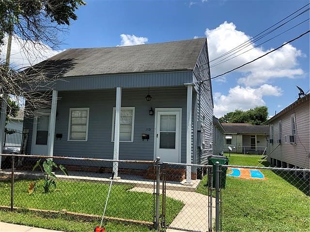 1st image of 1136 Jefferson St