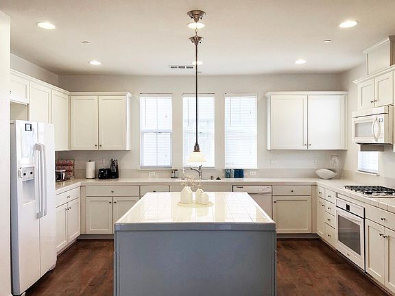 Open kitchen
