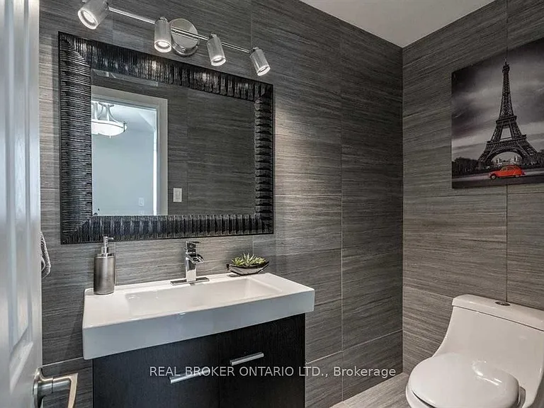 2 Core Cres — Photo 24