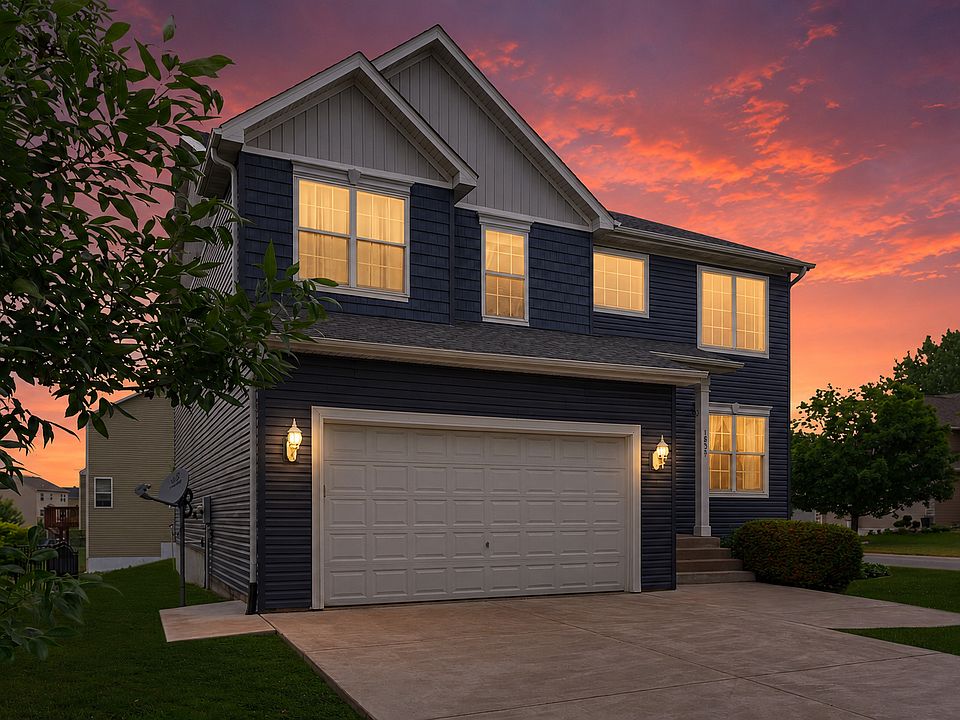 1st image of 1855 113th Ct NE