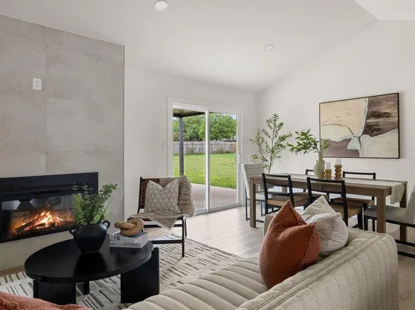 5400 Salem Hill Dr, Austin, TX 78745