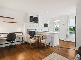 409 Constitution Ave NE APT 4, Washington, DC 20002