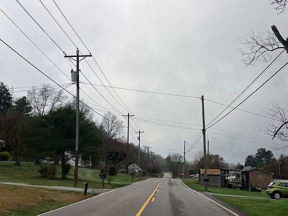 4th image of 1395 Midway Rd