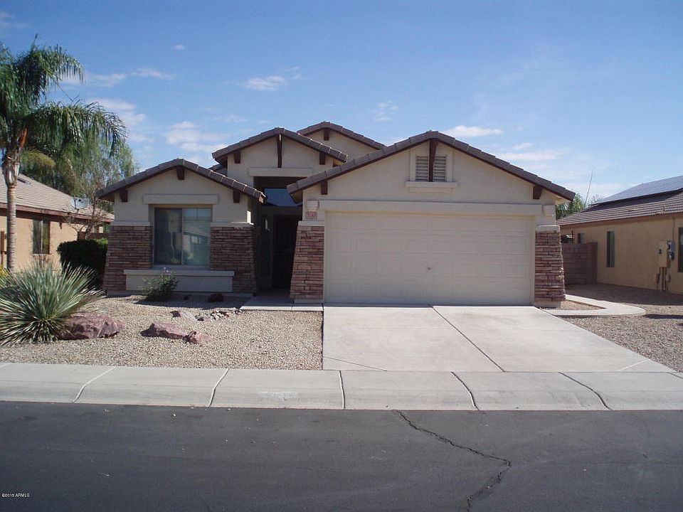 1st image of 3140 E Cherry Hills Pl