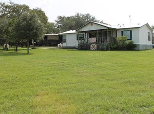 985 Red Rd, Seguin, TX 78155
