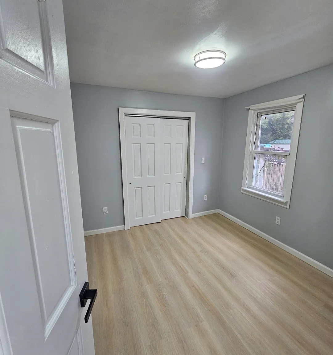 501 Calvert St — Photo 4