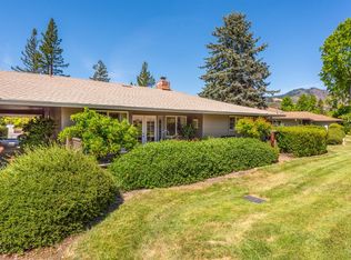 406 White Oak Dr, Santa Rosa, CA 95409