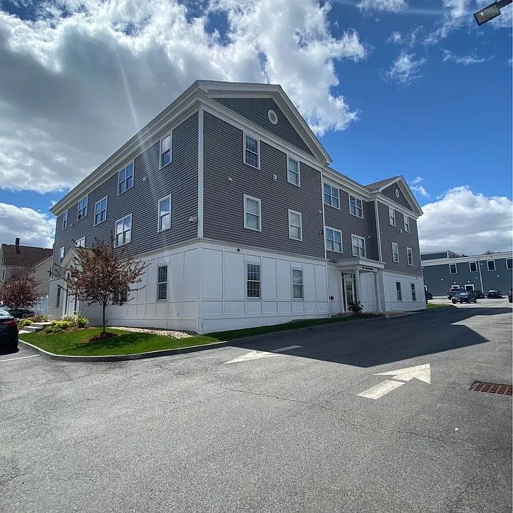 43 Saunders St #43