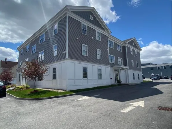 43 Saunders St #43, North Andover, MA 01845