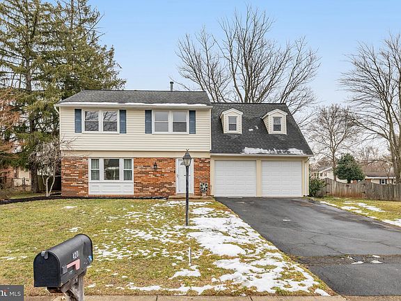 3rd image of 4209 Plaza Ln