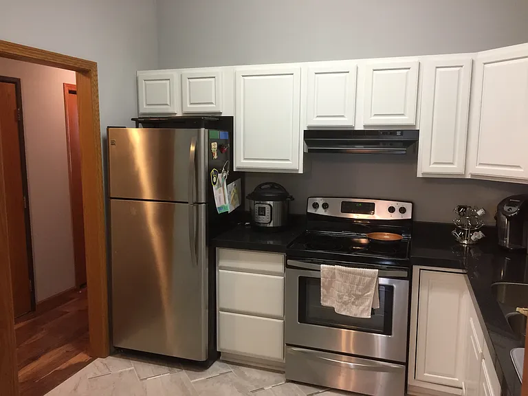 115 W Main St — Photo 5