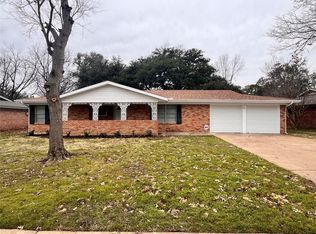 1966 Downey Dr, Fort Worth, TX 76112