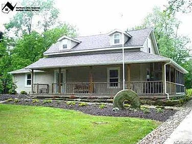 7062 Stearns Rd photo 1