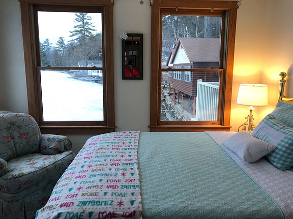 One of three queen bedrooms on first floor.