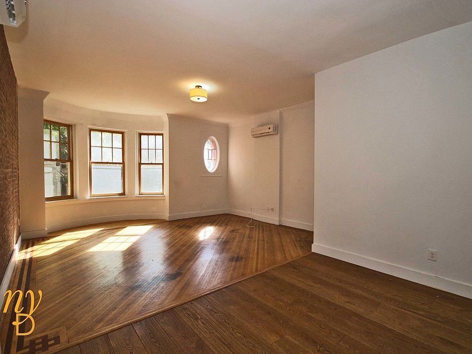 1st image of 857 Park Pl #2