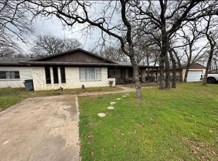 104 Surveyors Rd, Aubrey, TX 76227