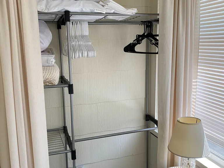 Sun Room W/Futon Closet