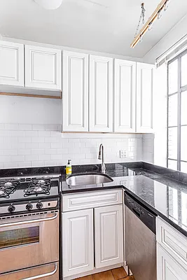 Rented by Cooper & Cooper Real Estate | media 13