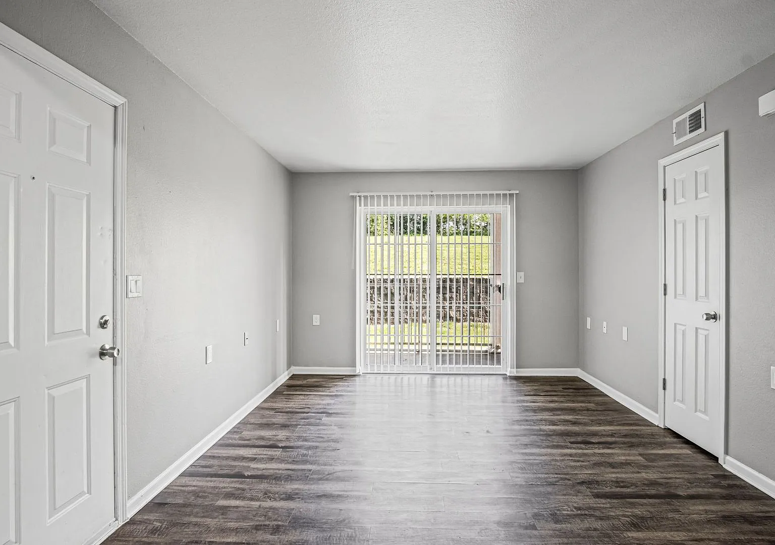 Peachtree Place — Photo 2