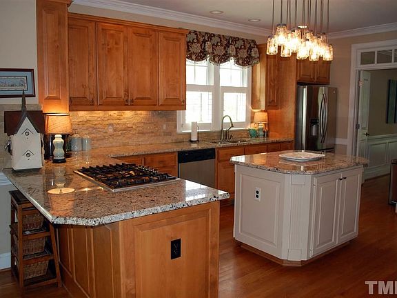 5th image of 1304 Heritage Club Ave