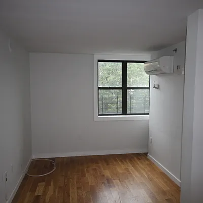 Rented by Nooklyn NYC LLC | media 40