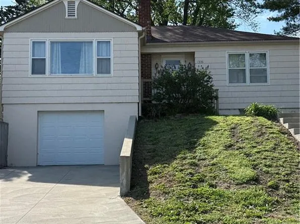 1336 6th Ave, Leavenworth, KS 66048