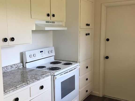 New stove, countertop,sink and faucets