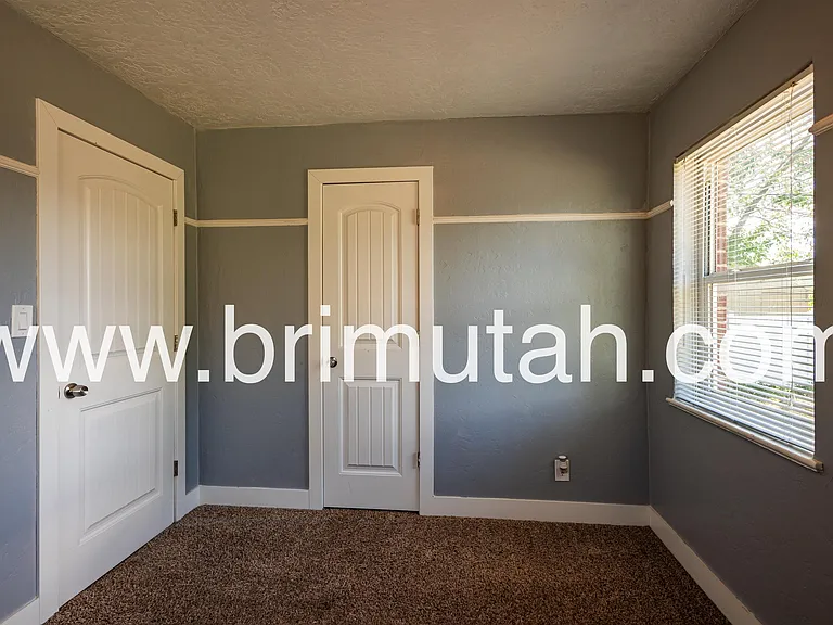 653 N 1300 W — Photo 10