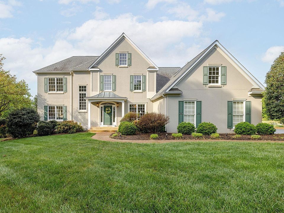 1st image of 3243 Darby Rd