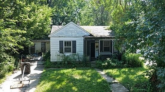 1st image of 811 S 5th St