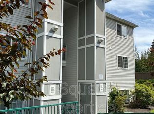 9525 NE 180th St APT 305, Bothell, WA 98011