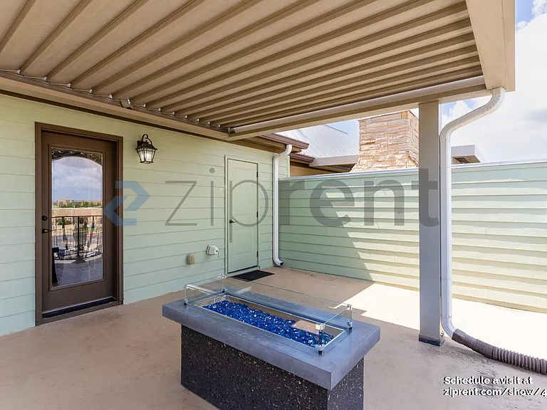 1025 Highknoll Ln — Photo 20