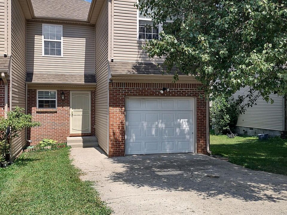 1st image of 127 Lowell Ct
