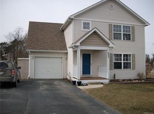 625 Christopher St, Fowlerville, MI 48836