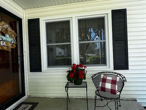 4th image of 1203 Richmond Ave