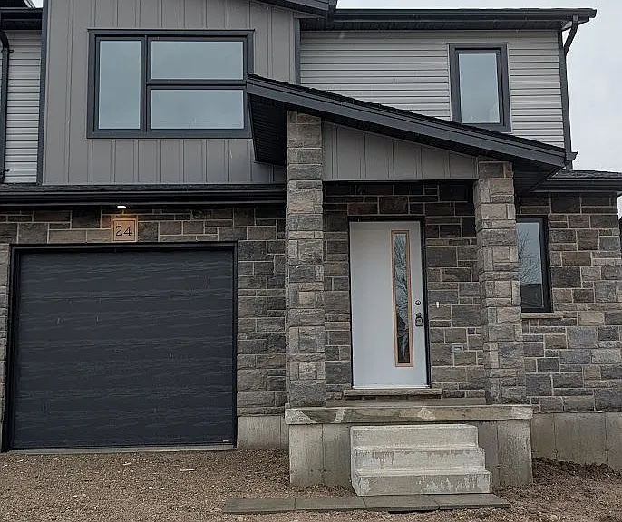 231 Pittock Park Rd #A — Photo 2