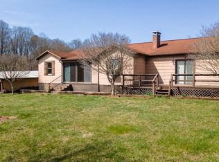 155 Middle Skeenah Rd, Franklin, NC 28734