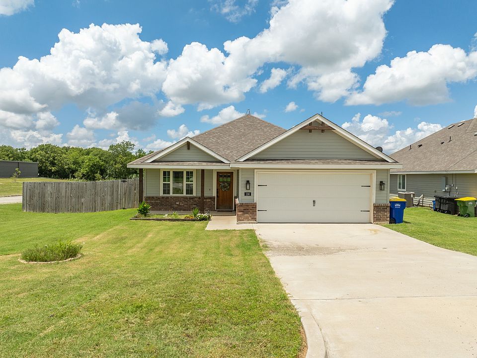 1st image of 136 Johnson Ln