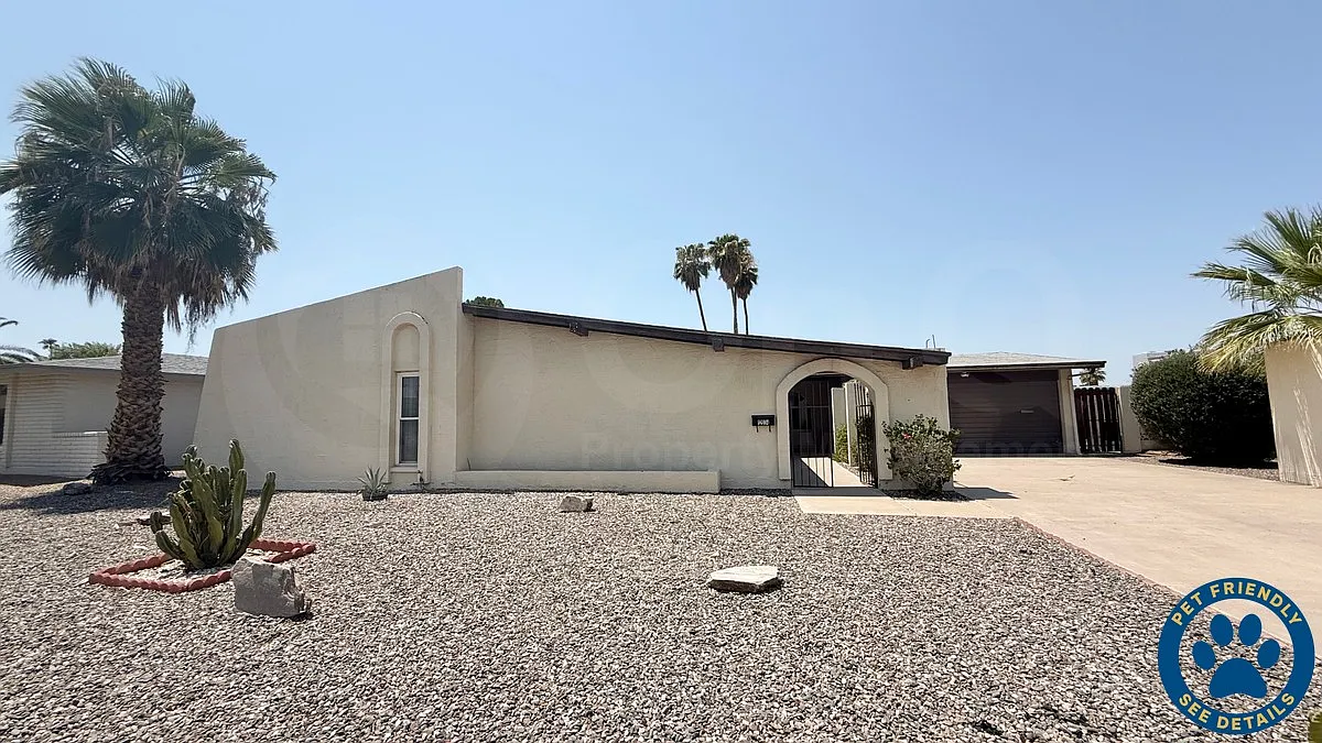 4 bed, 2.0 bath, 1956 sqft, $2,399 — Photo 1