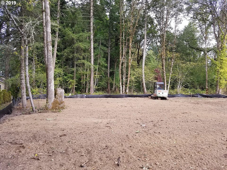 1st image of 2095 SE 47th Ave