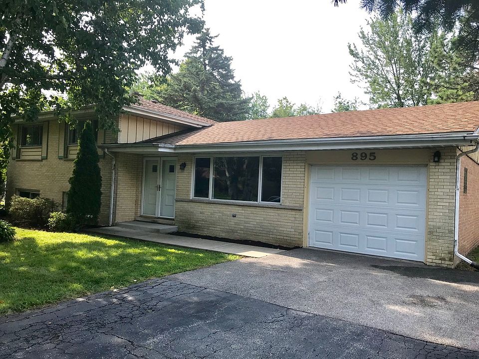 1st image of 895 E Zinnia Ln