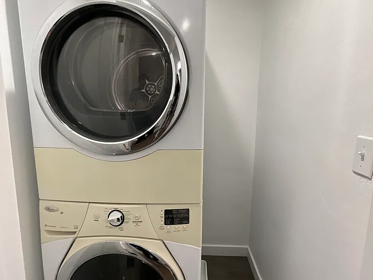 255 S 240 W — Photo 14